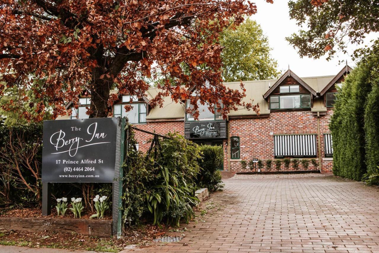 The Berry Inn Bagian luar foto